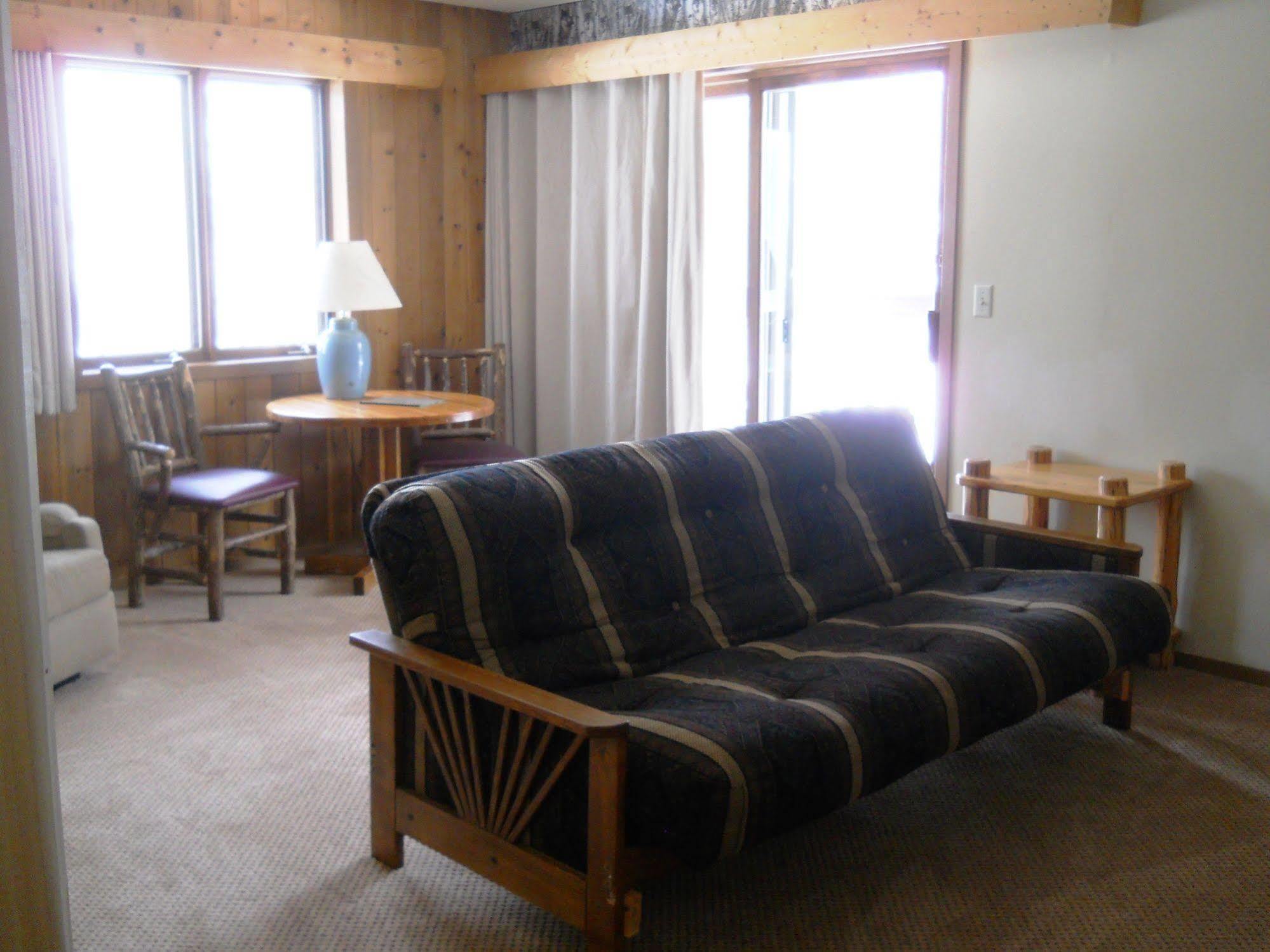 Lakewoods Resort & Golf Namekagon Екстериор снимка