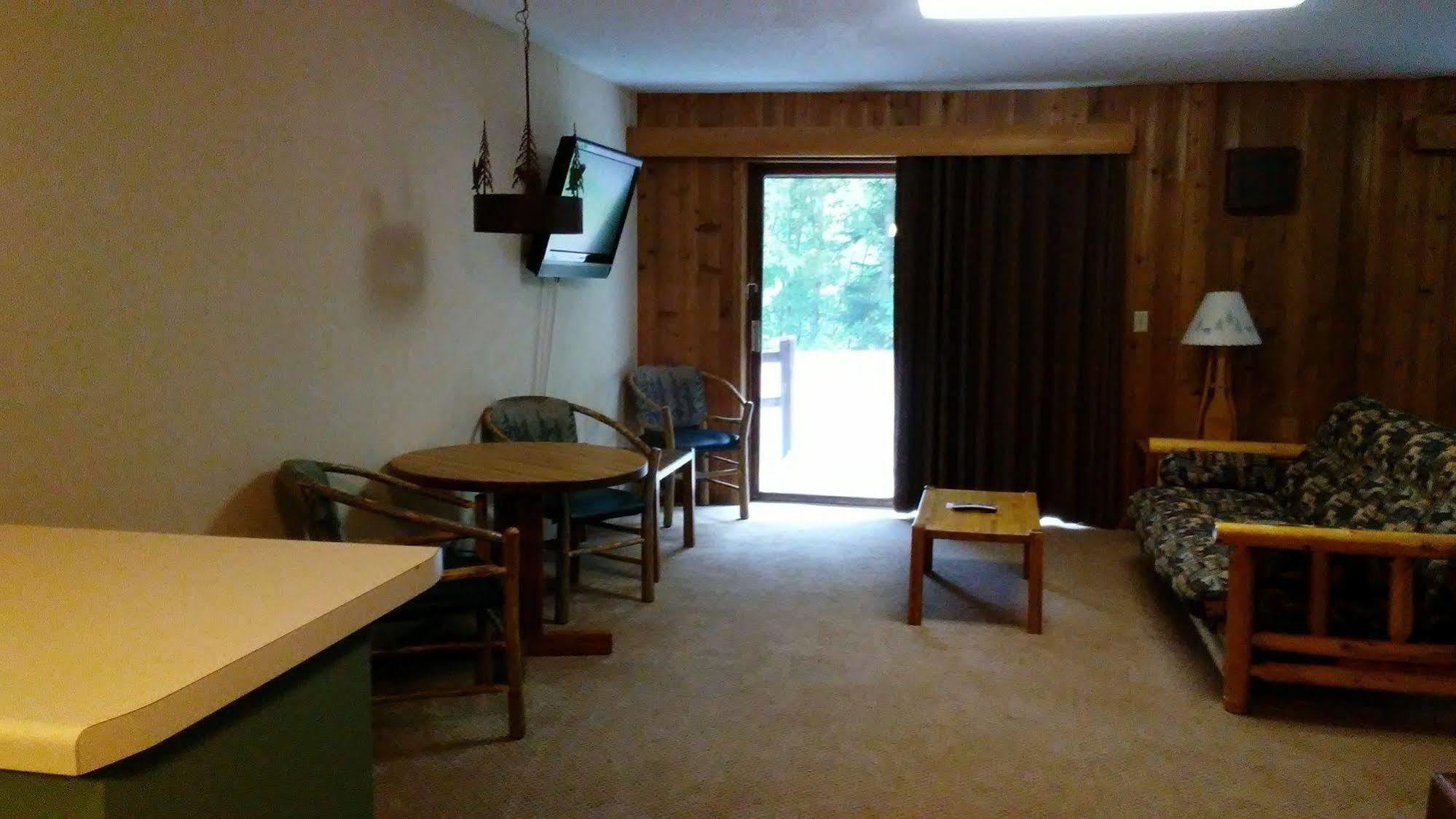 Lakewoods Resort & Golf Namekagon Екстериор снимка